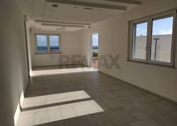 Sala da pranzo - Commercial Premises Viale San Salvador
 
29, Rimini - photo 15