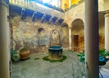 Chiostro - Castello Via Roma
 
41, Saludecio - foto 2