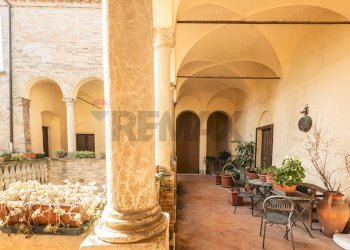 Chiostro - Casa semi indipendente Via Roma
 
41, Saludecio - foto 5