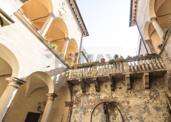 Chiostro - Casa semi indipendente Via Roma
 
41, Saludecio - foto 19