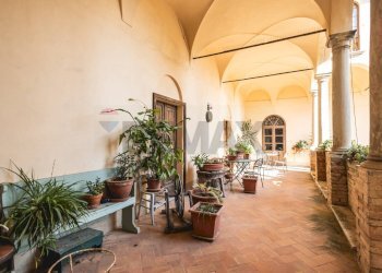 Chiostro - Casa semi indipendente Via Roma
 
41, Saludecio - foto 20