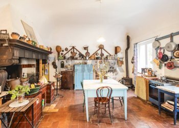 Sala da pranzo - Casa semi indipendente Via Roma
 
41, Saludecio - foto 27