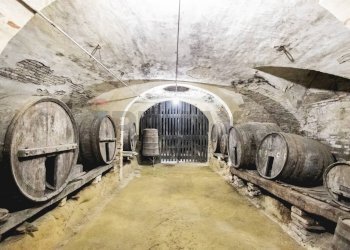 Grotte - Casa semi indipendente Via Roma
 
41, Saludecio - foto 54