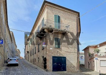 Edificio all\'aperto - Independent house Via Roma
 
41, Saludecio - photo 55