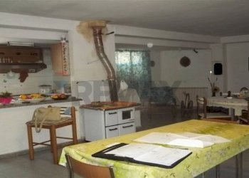 Sala da pranzo - Casa indipendente Fossombrone - foto 2