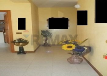 Hall / corridoio - Casa indipendente Fossombrone - foto 7