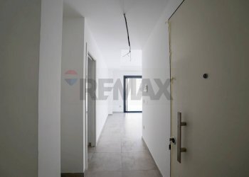 Hall / corridoio - Trilocale Riccione - foto 2