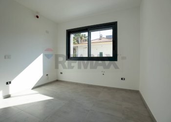 Stanza vuota - Trilocale Riccione - foto 4