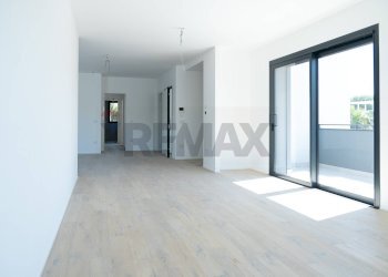 Stanza vuota - Attico Riccione - foto 15