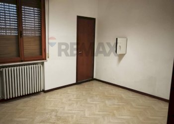 Stanza vuota - Capannone Rimini - foto 12