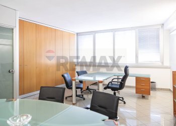 Ufficio - Commercial Activity Piazza Cavour
 
22, Rimini - photo 3