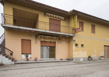 Casa all\'aperto - Casa indipendente Via del Cairo
 
78, Mombaroccio - foto 1