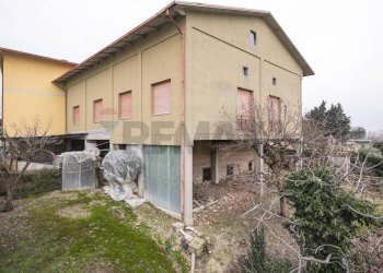 Casa all\'aperto - Casa indipendente Via del Cairo
 
78, Mombaroccio - foto 3