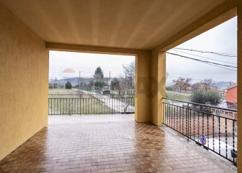 Terrazza - Casa indipendente Via del Cairo
 
78, Mombaroccio - foto 5