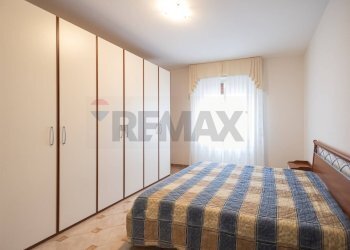 Camera / camera da letto - Casa indipendente Via del Cairo
 
78, Mombaroccio - foto 8