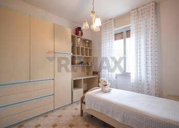 Camera / camera da letto - Casa indipendente Via del Cairo
 
78, Mombaroccio - foto 53