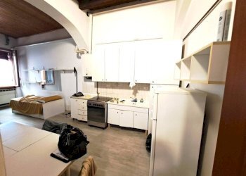 Cucina - Bilocale via Porta Nova, Bologna (zona Centro Storico) - foto 26