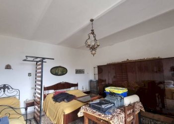 Camera da letto - Rustico via per Cuccaro, 12, Fubine Monferrato - foto 23