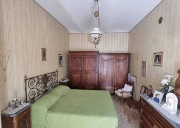 Camera da letto - Rustico via per Cuccaro, 12, Fubine Monferrato - foto 32