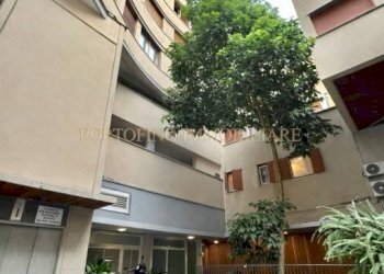 Cortile interno - Bilocale piazza Camillo Benso di Cavour, Rapallo - foto 19