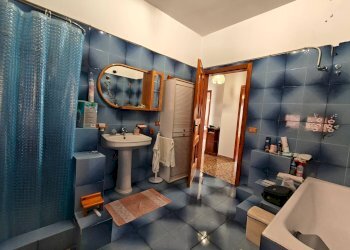 Foto 42 - Casa indipendente Via Galliano
 
47, Casarano - foto 42