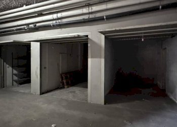 Box auto - Box via Monte Emilius, 7, Aosta - foto 1