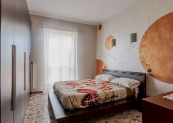 Camera da letto - Quadrilocale via Umberto I, 5, Piscina - foto 5