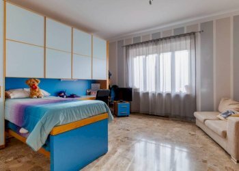 Camera da letto - Quadrilocale via Umberto I, 5, Piscina - foto 6