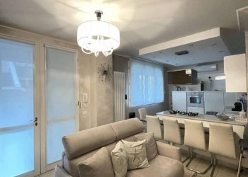 Soggiorno - Villa a Schiera viale dei Pioppi, Ravenna (zona Porto Corsini) - foto 7