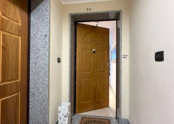Interno palazzo - Two-room apartment via Frinco, Torino (neighborhood Santa Rita) - photo 3