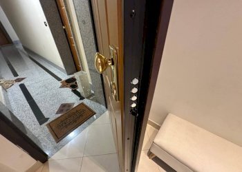 Interno palazzo - Two-room apartment via Frinco, Torino (neighborhood Santa Rita) - photo 5