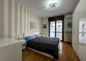 Camera da letto - Two-room apartment via Frinco, Torino (neighborhood Santa Rita) - photo 26