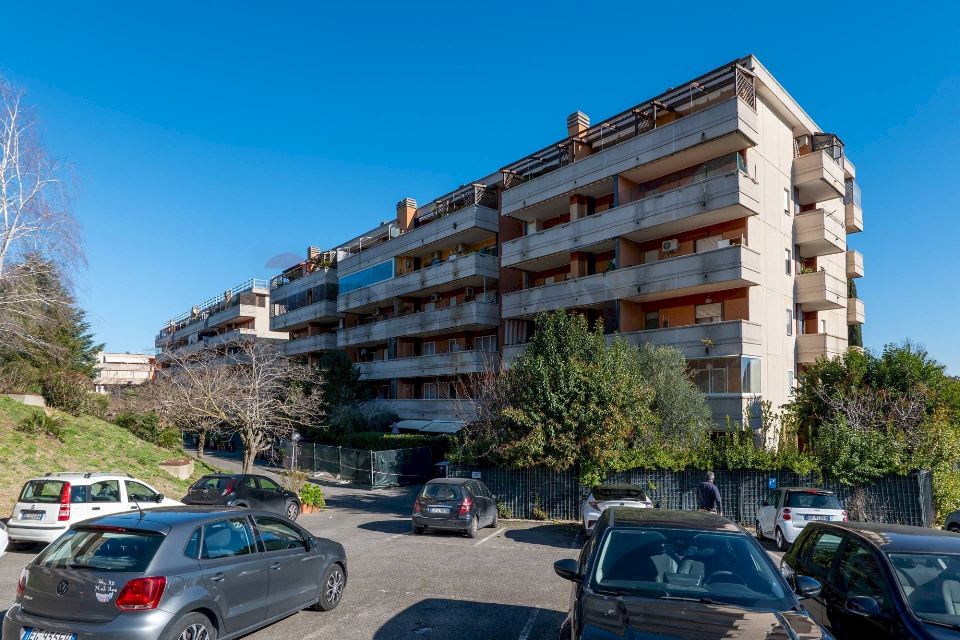 Edificio all\'aperto - Bilocale via giorgio de lullo
 
130, Roma - foto 1