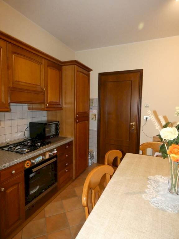 Cucina - Two-room apartment via Crimea, Bra - photo 3