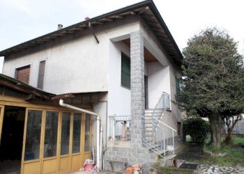 Facciata - Villa via Roma, Calvignasco - foto 2