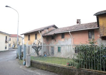 Facciata - Villa via Roma, Calvignasco - foto 7