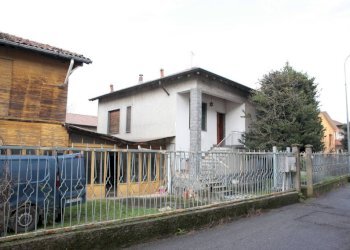 Facciata - Villa via Roma, Calvignasco - foto 10