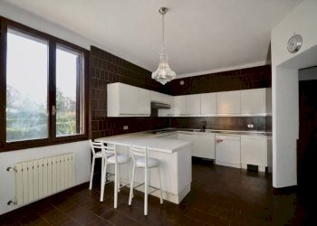 Cucina - Villa a Schiera viale Giulio Zavaritt, Gorle - foto 13