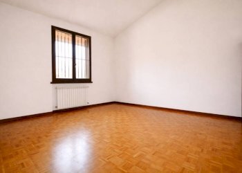 Camera da letto - Villa a Schiera viale Giulio Zavaritt, Gorle - foto 20