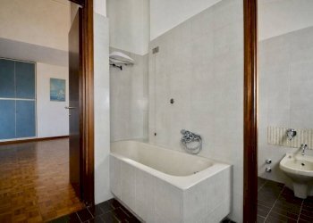 Bagno - Villa a Schiera viale Giulio Zavaritt, Gorle - foto 19