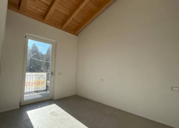 Camera da letto - Bilocale contrada Maioni, 16, Sondrio - foto 6