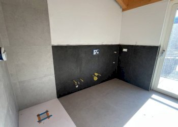 Bagno - Bilocale contrada Maioni, 16, Sondrio - foto 3