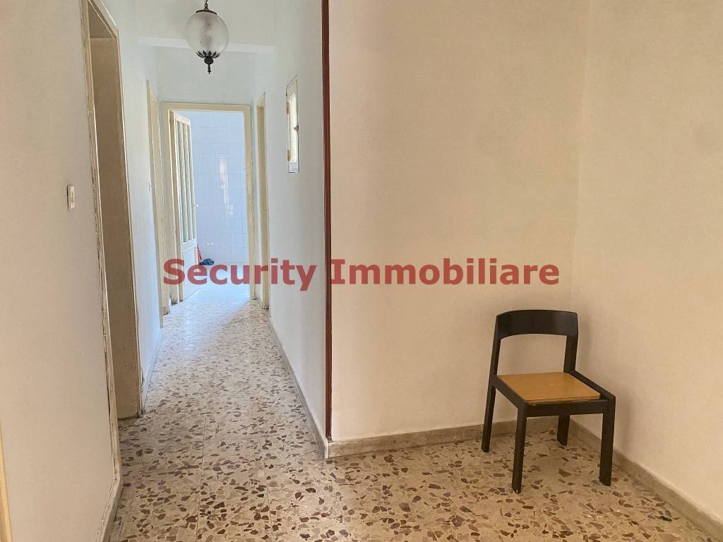 Corridoio - Appartamento via Camillo Prampolini, Sciacca - foto 1
