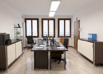 ChatGPT Image 17 feb 2026, 11_40_56.png - Office Via Pola, Torri di Quartesolo - photo 3