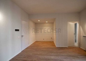 WhatsApp Image 2026-02-17 at 10.43.23.jpeg - Bilocale Bergamo - foto 10