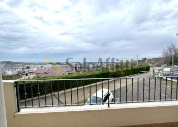 ESTERNO - Appartamento Via Pescara 2, Mosciano Sant'Angelo - foto 10