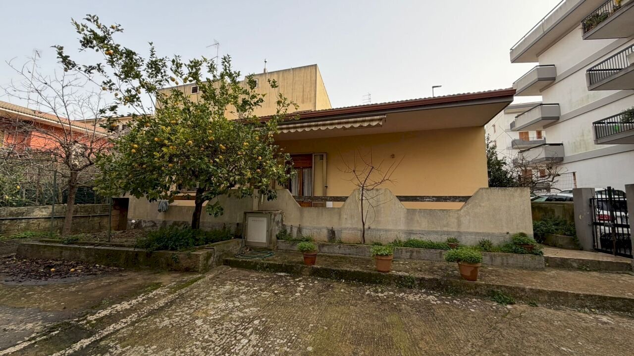 WhatsApp Image 2026-02-17 at 10.23.05.jpeg - Villa a Schiera Via Risorgimento 8, Modica - foto 1