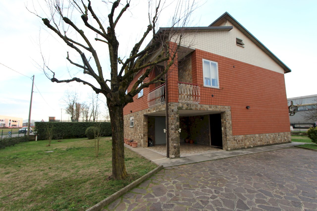 IMG_9356.JPG - Independent house Via Tombetto 18-22, Valsamoggia - photo 1