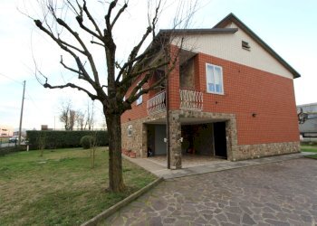 IMG_9356.JPG - Casa indipendente Via Tombetto 18-22, Valsamoggia - foto 1