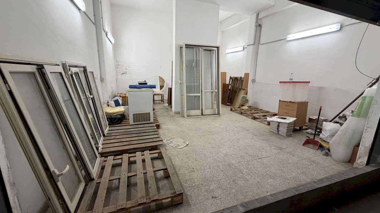 IMG_4766.jpg - Box Viale Scala Greca 159A, Siracusa - foto 1